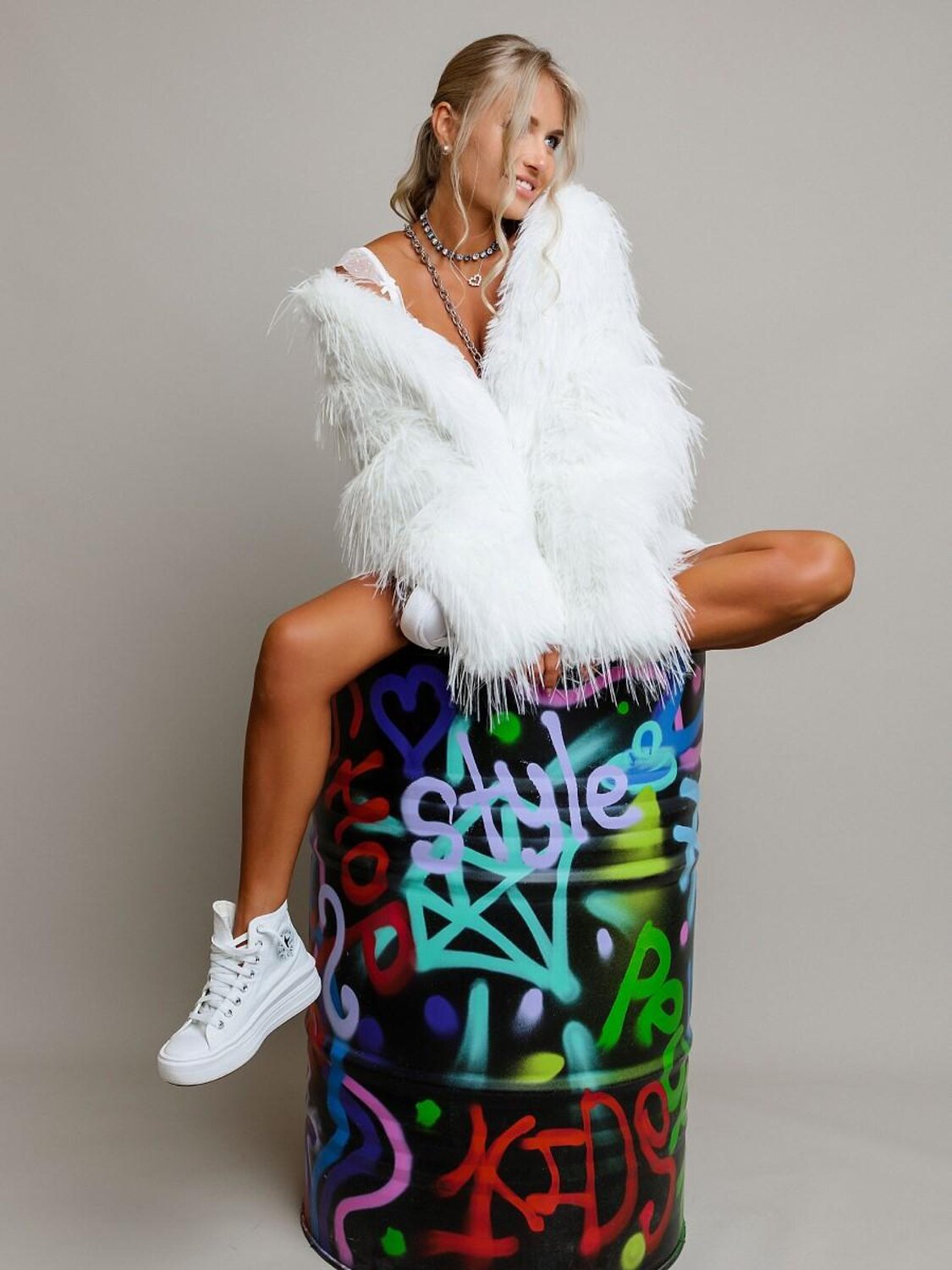 BATIK Шуба 576420 813-24о-1 Белый