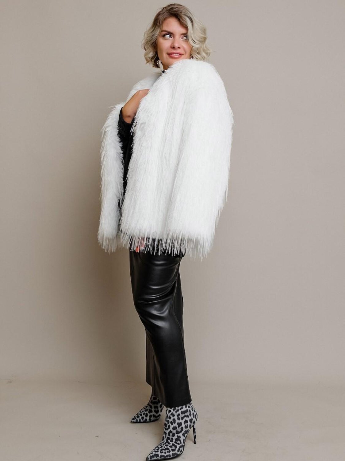 BATIK Шуба 576420 813-24о-1 Белый