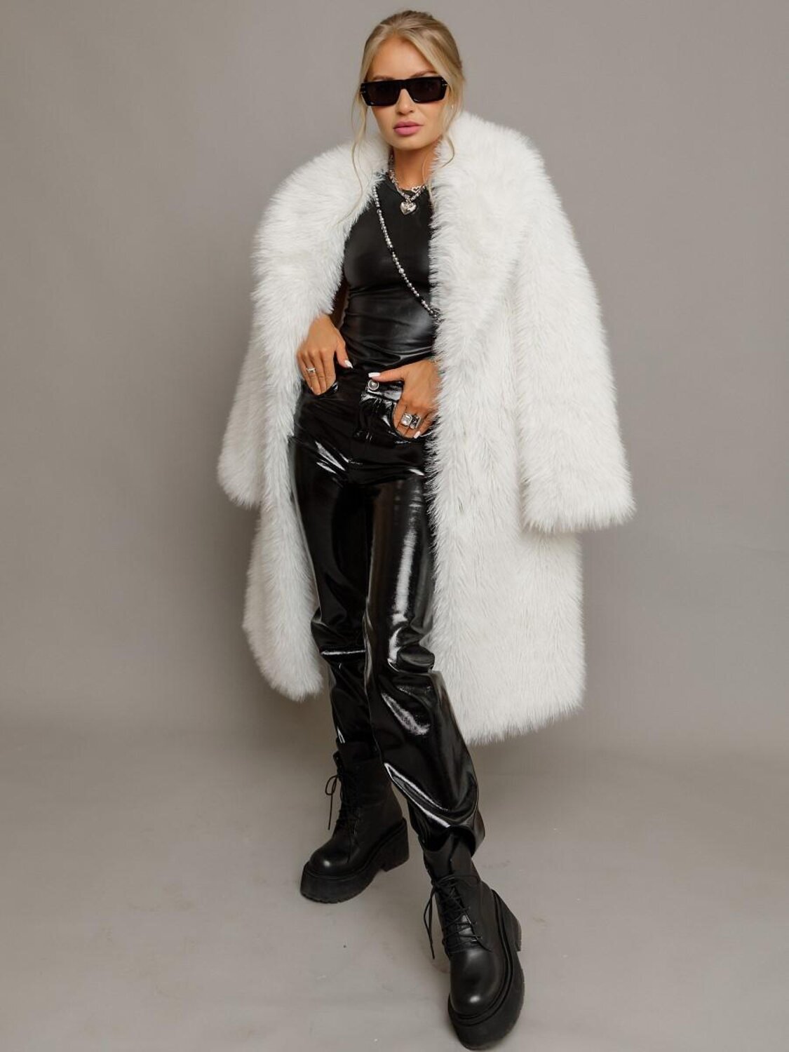 BATIK Шуба 576421 819-24о-1 Белый