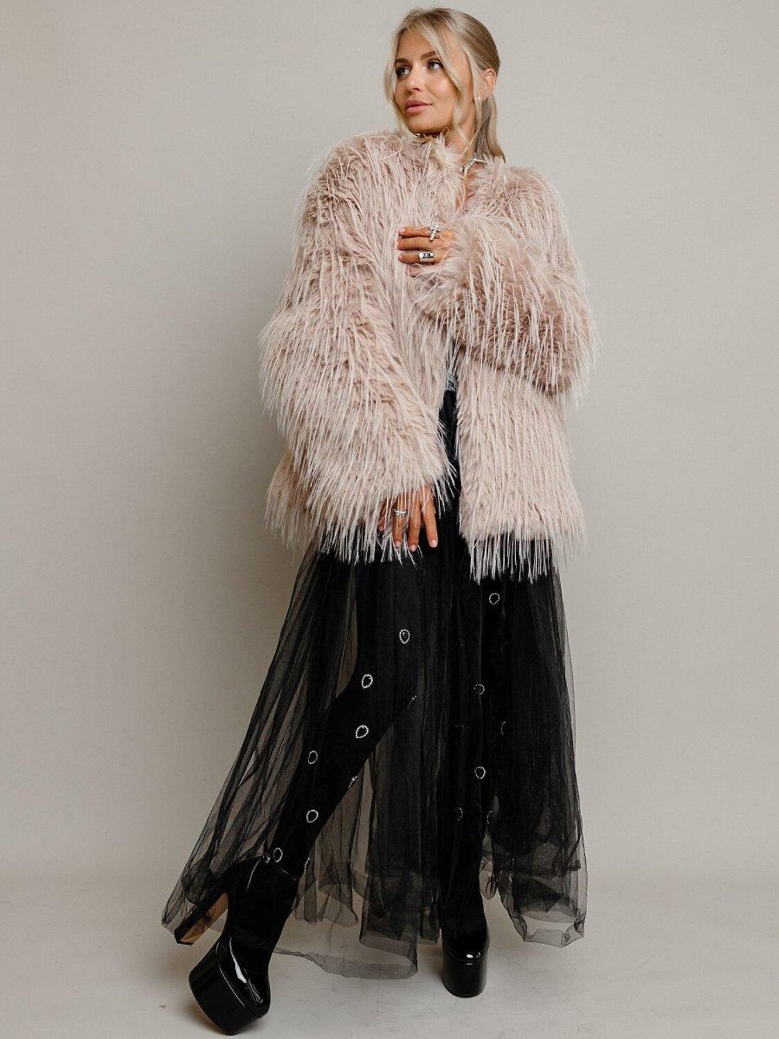 BATIK Шуба 576428 813-24о-3 Капучино