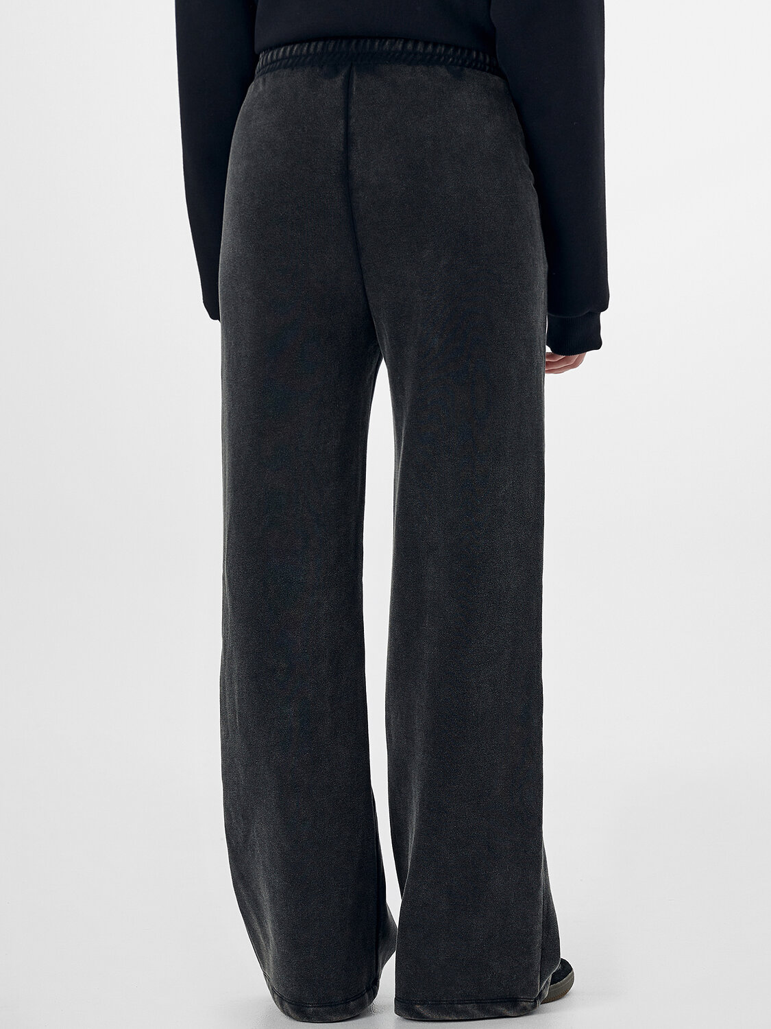 MARK FORMELLE Брюки 576432 182409 ACID WASH на черном