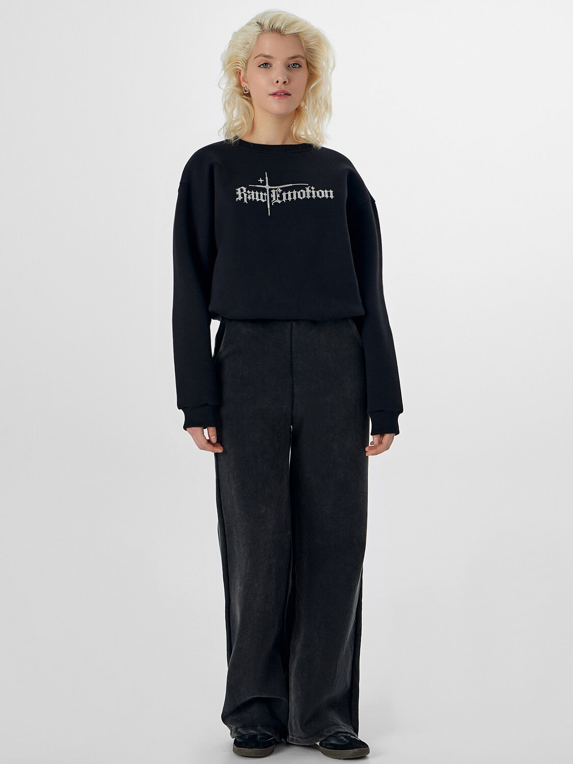 MARK FORMELLE Брюки 576432 182409 ACID WASH на черном