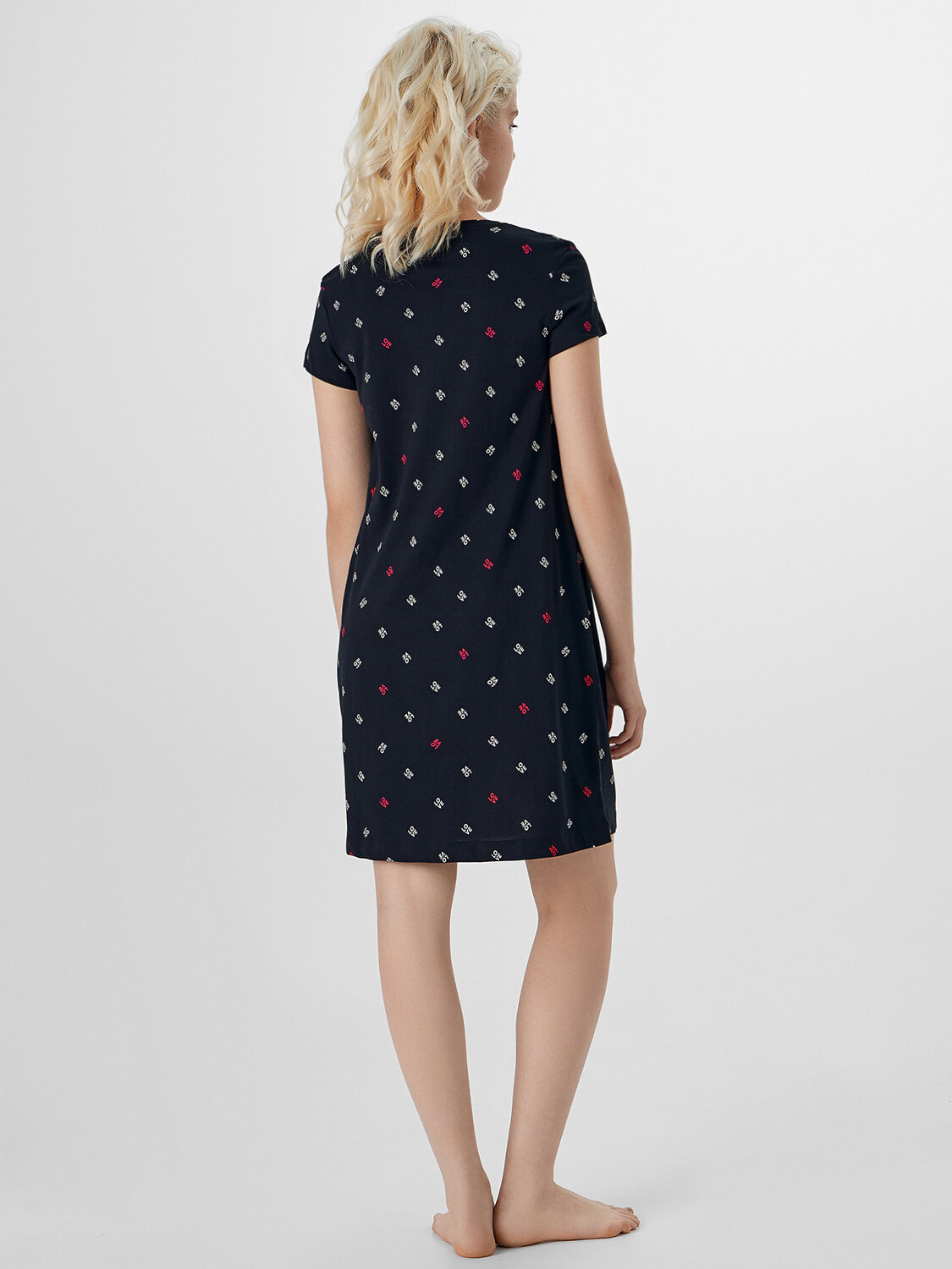 MARK FORMELLE Сорочка 576453 572402 текст на черном