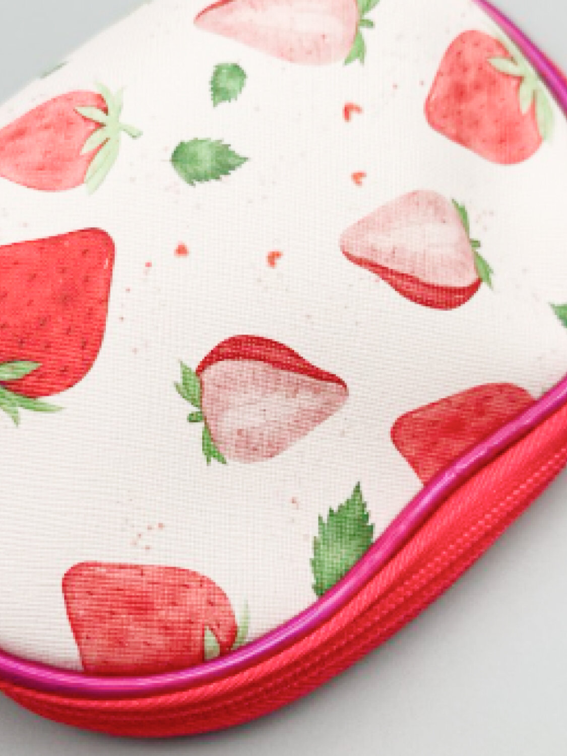 Sunflower Набор косметичек с принтом «Клубнички» 01 TY, 3 шт., розовый 576566 21024 