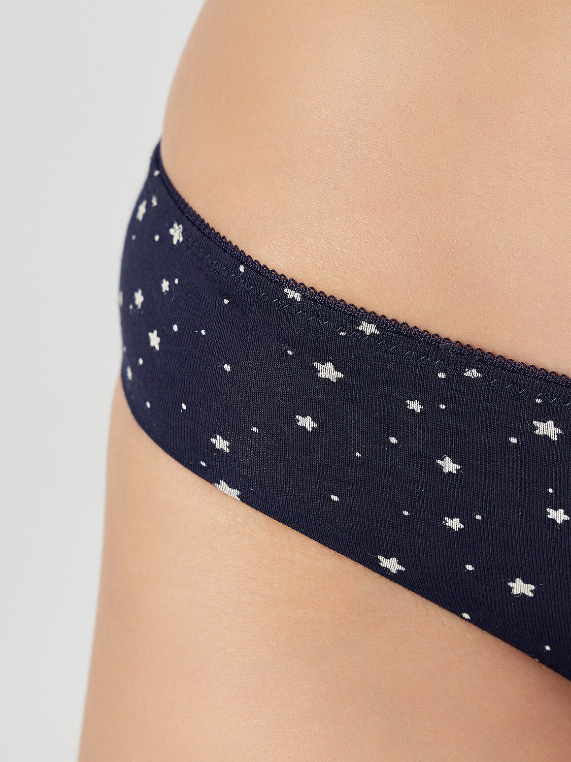MARK FORMELLE Трусы 576747 412404 звездочки на т.синем