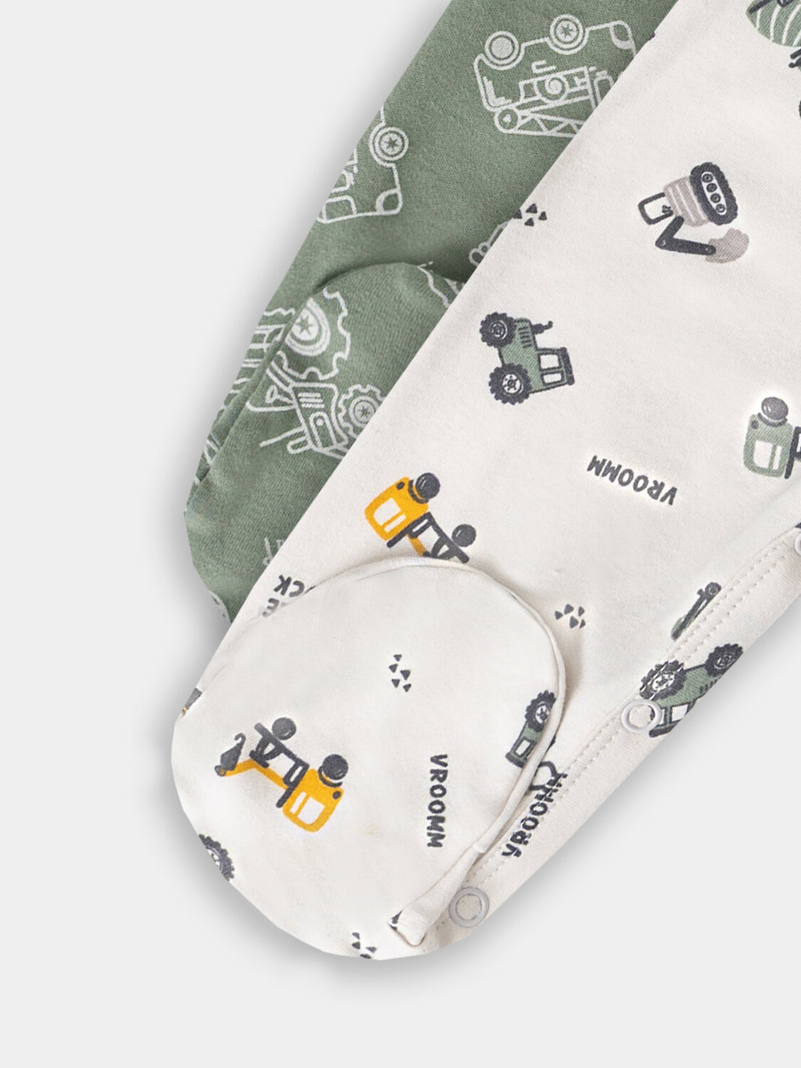 MARK FORMELLE Комбинезон 577045 14005-2 тракторы на белом песке +тракторы на морском