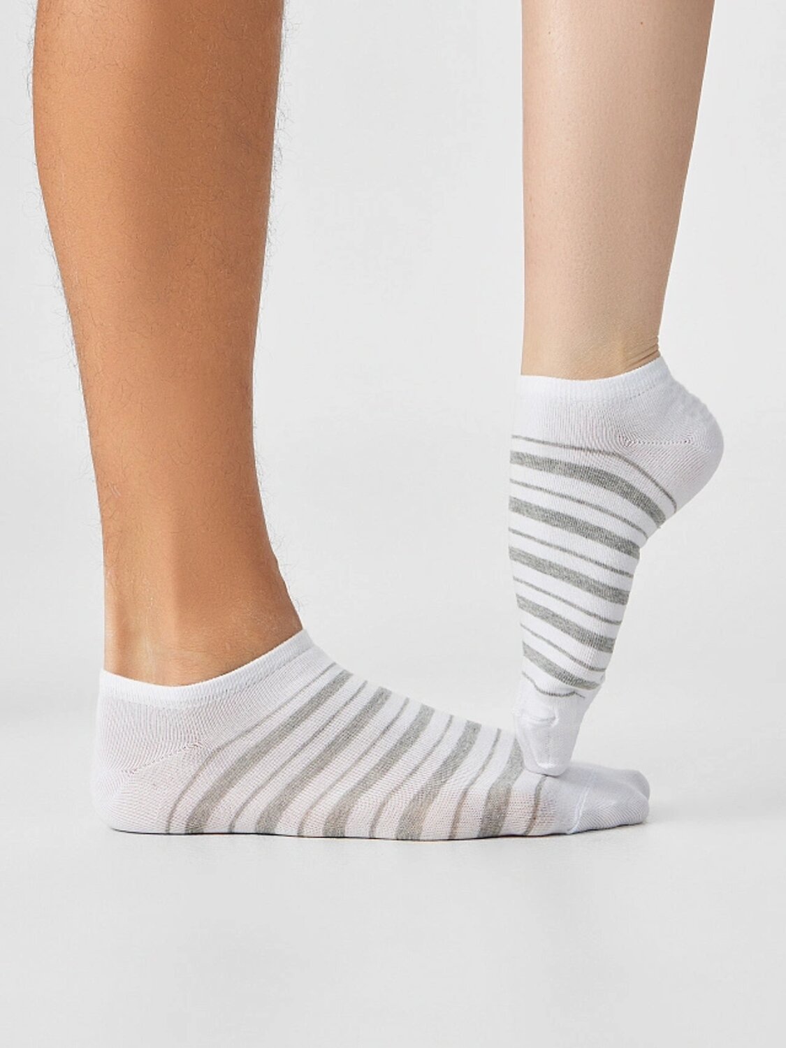 MARK FORMELLE Женские носки 577089 563U-2820 белый