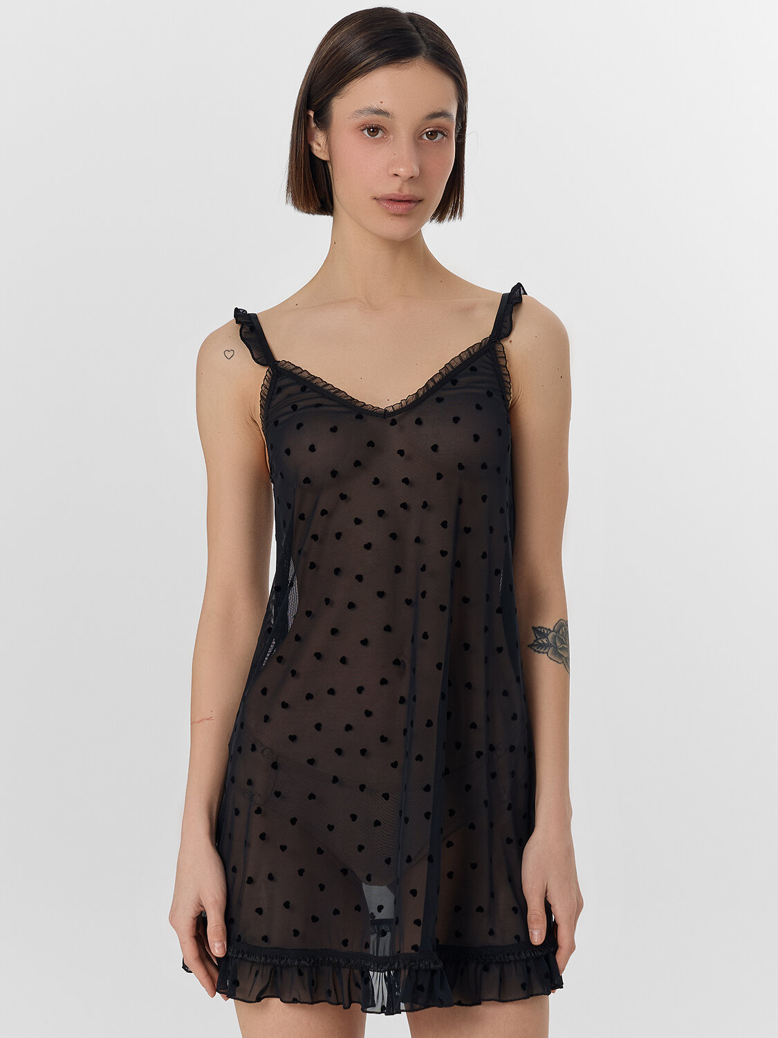 MARK FORMELLE Сорочка 577171 572400 сердечки на черном