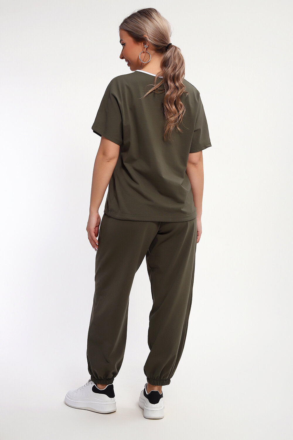 Натали Костюм 577303 85038 хаки