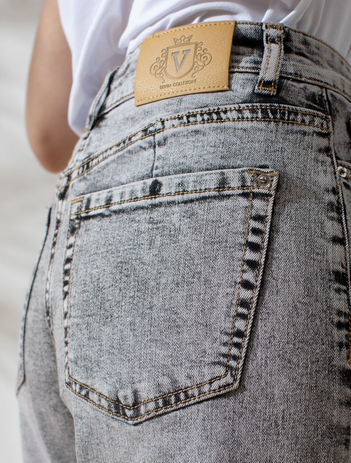 VILATTE Джинсы 577486 D54.315 серый