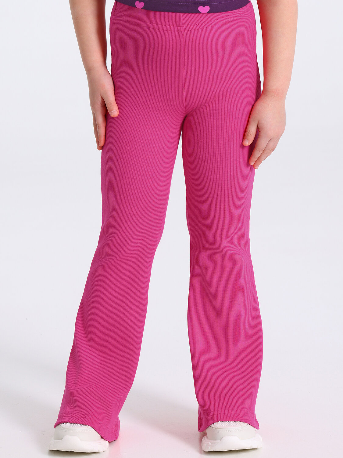 Апрель Комплект 577548 2ДФБ5914023н ярко-розовые сердечки на темно-сиреневом+ярко-розовый