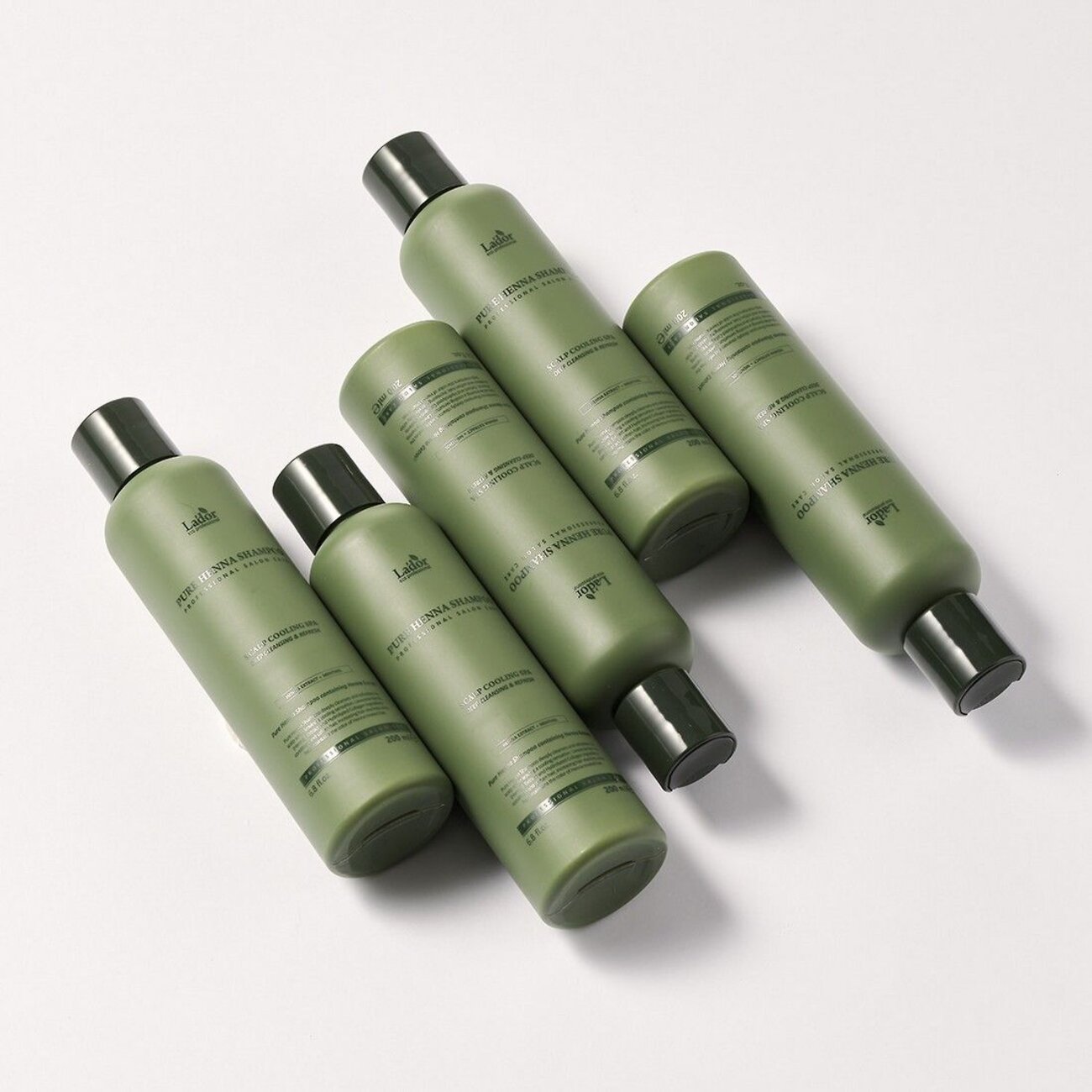 Lador Укрепляющий шампунь для волос с хной и ментолом / Pure Henna Shampoo, 200 мл 577640 14849 