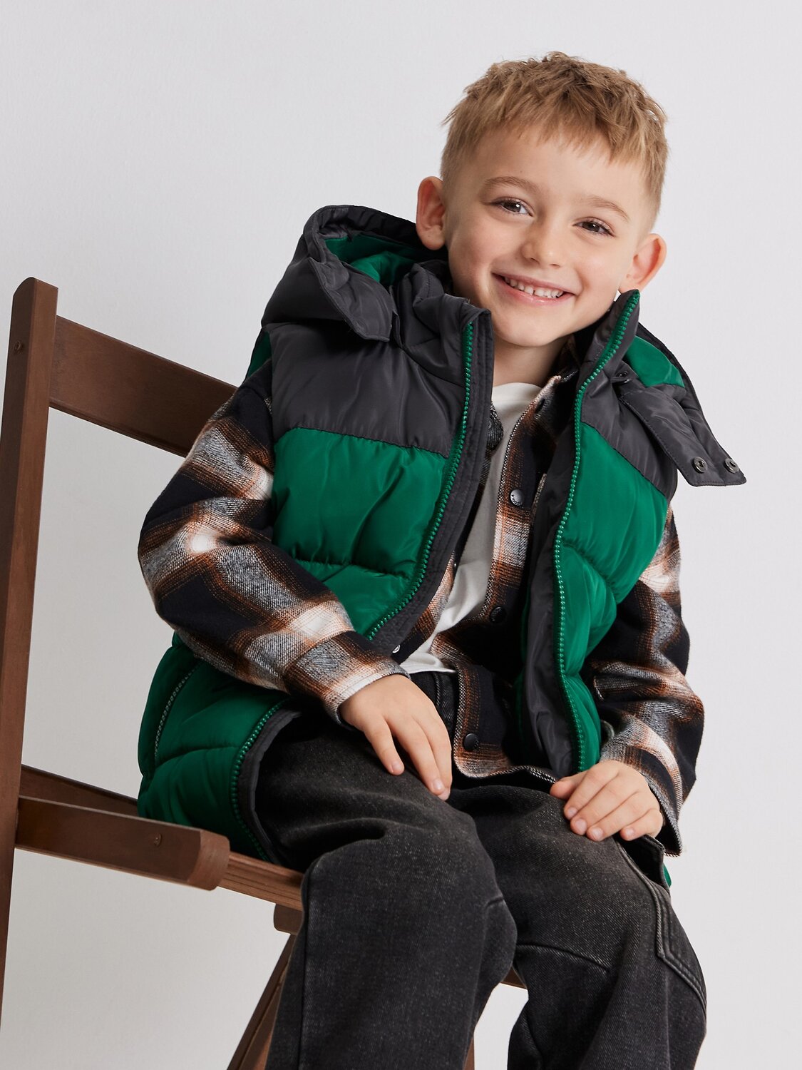 Acoola Жилет 577944 20120400029 зеленый