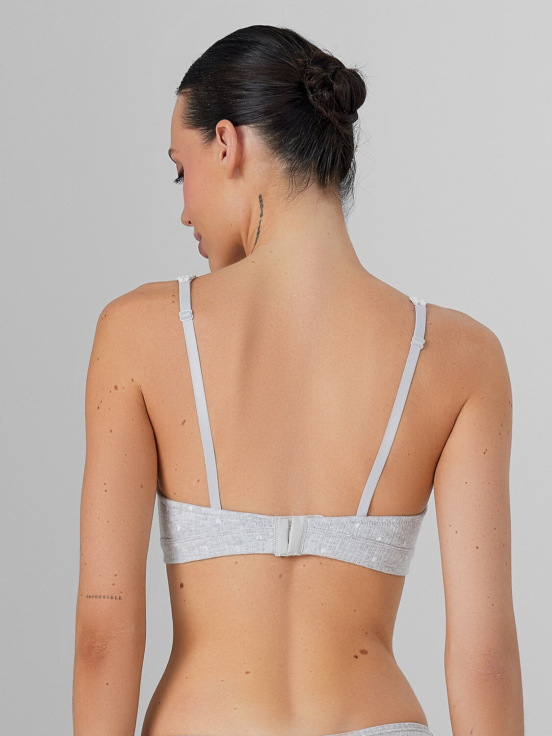 MARK FORMELLE Бюстгальтер 578191 512504 сердечки на сером меланже