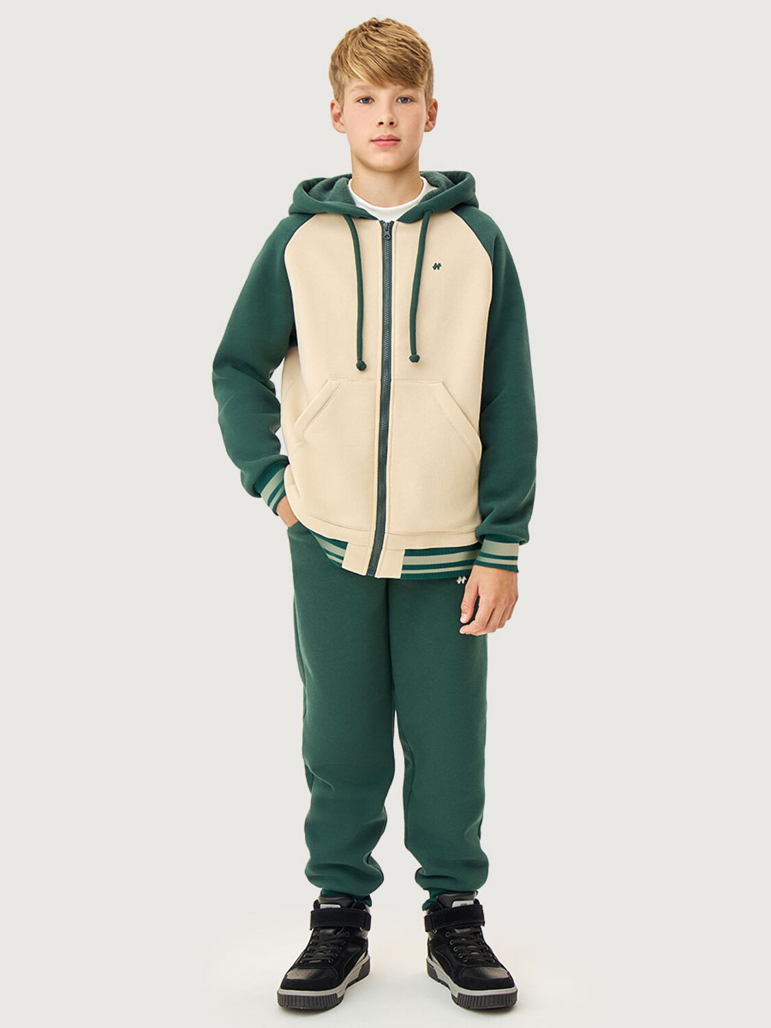 NIKASTYLE Костюм 578229 7т12526 изумруд/беж