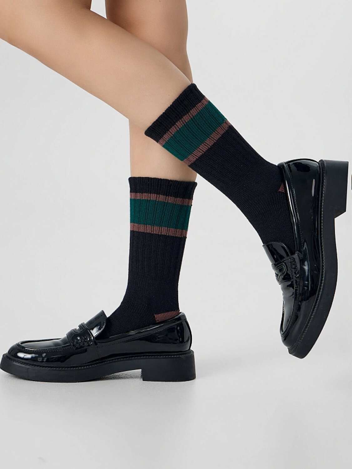 MARK FORMELLE Женские носки 578451 394K-3367 черный