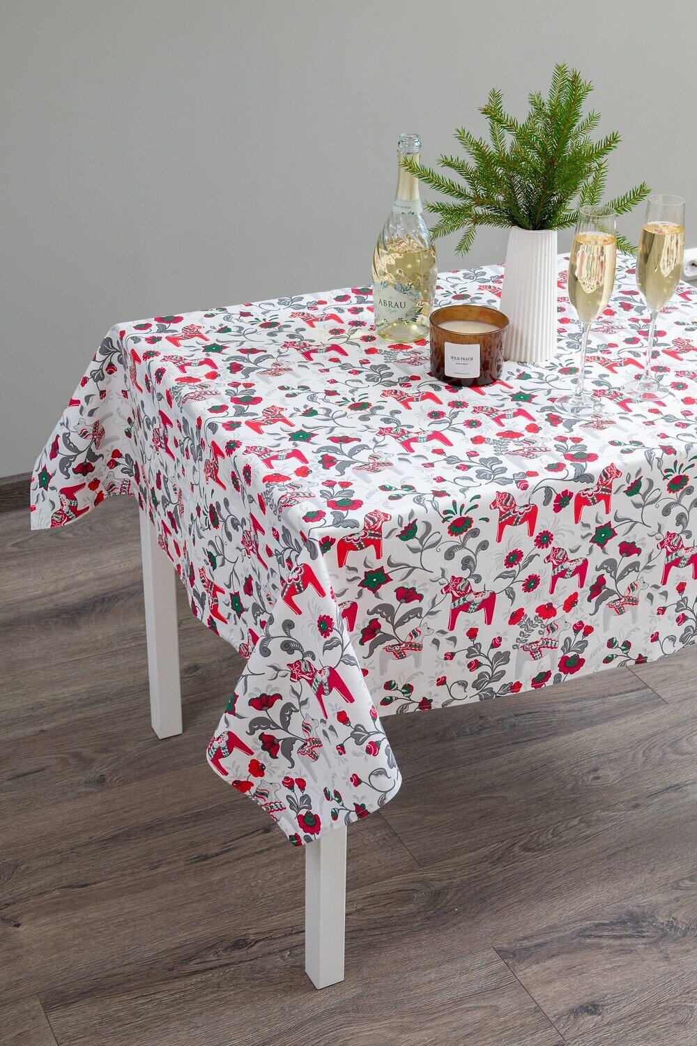 Натали Скатерть 578529 Скатерть Городецкая лошадка белый