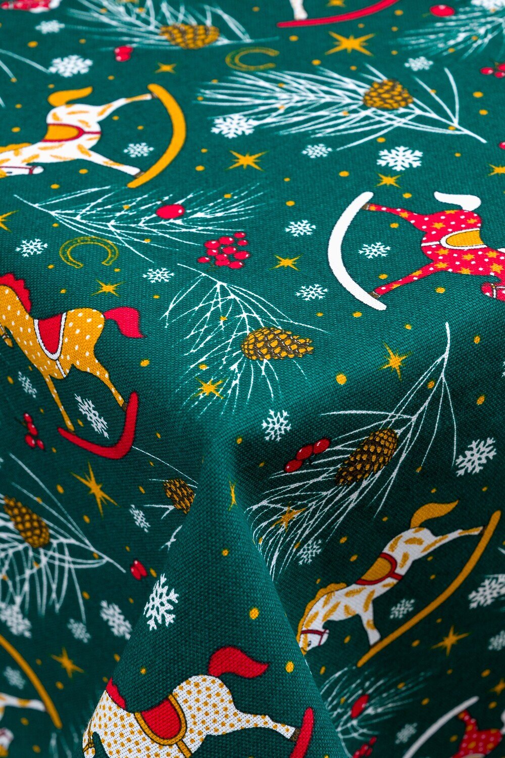 Натали Скатерть 578530 Скатерть Лошадки зеленый