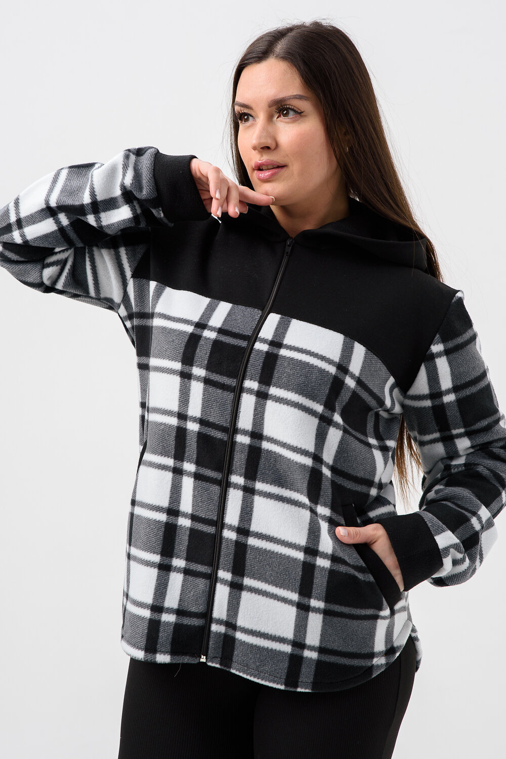 Натали Толстовка 578623 52452 черный/клетка