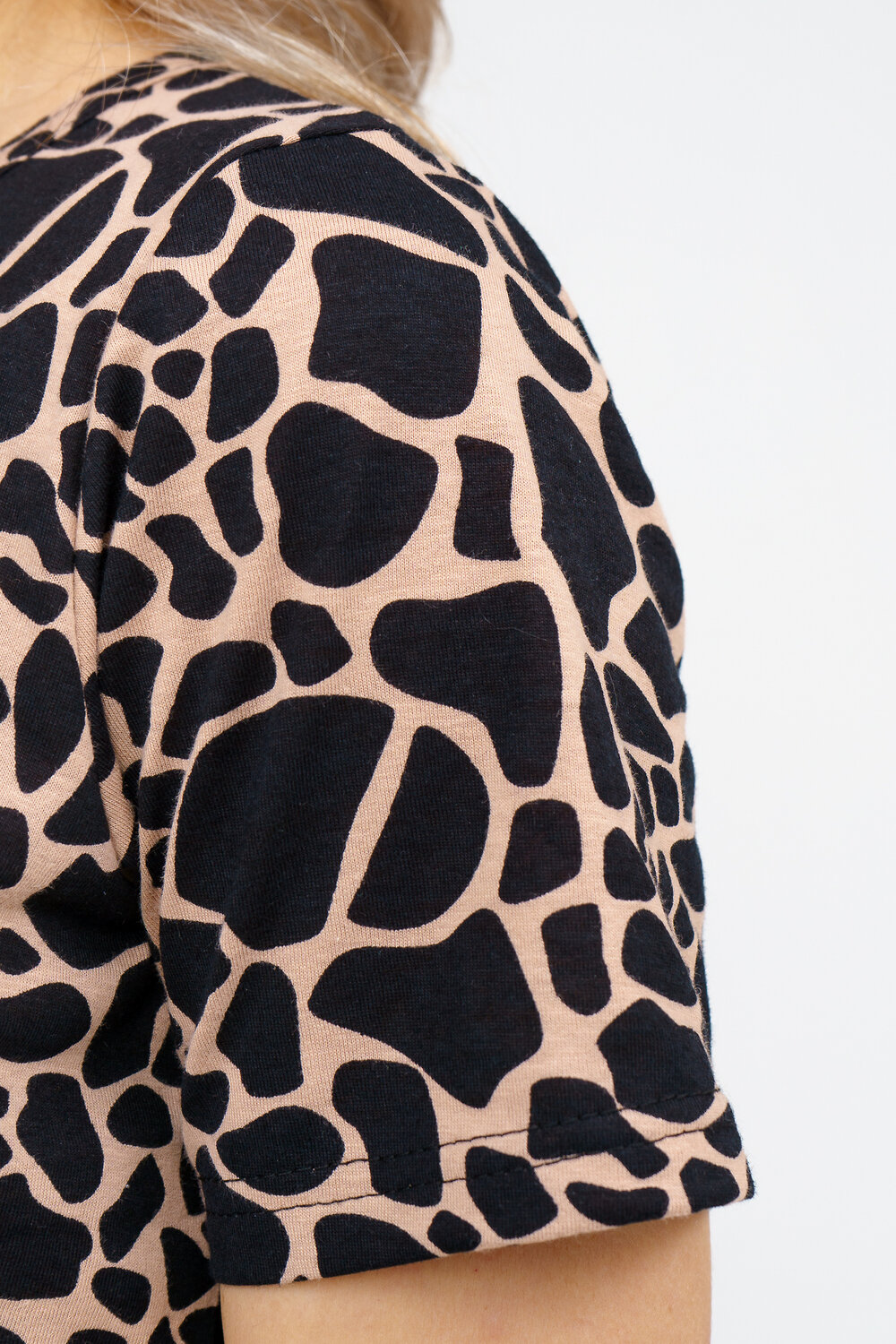 Натали Туника 578670 36923 черно-бежевый