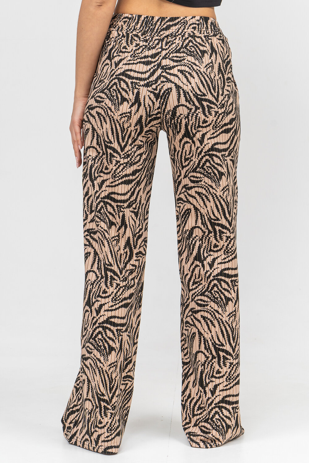 Натали Костюм 578878 36900 бежевый