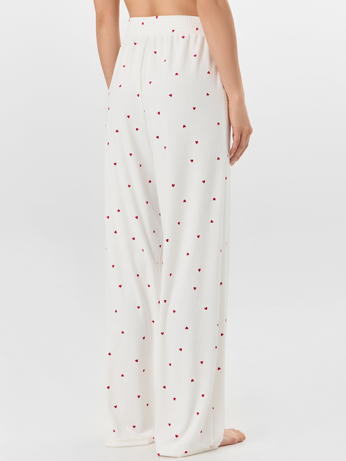 MARK FORMELLE Комплект 578902 592629 сердечки на св.молочном