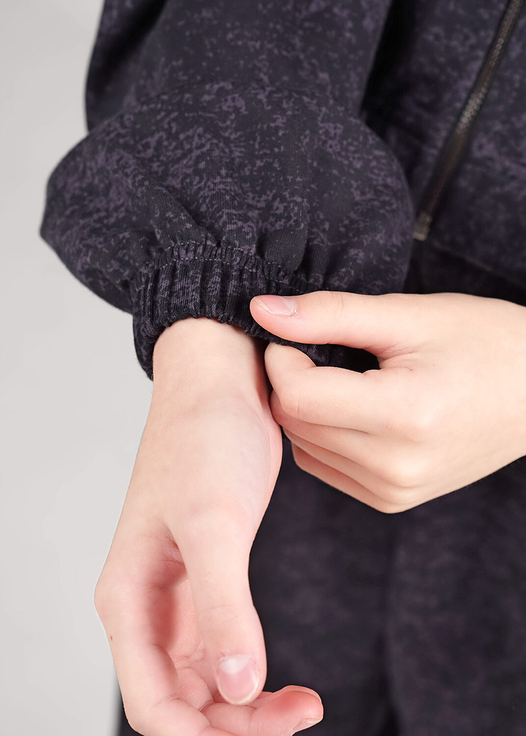 CLEVER Куртка 579197 867306/11ун т.серый/чёрный