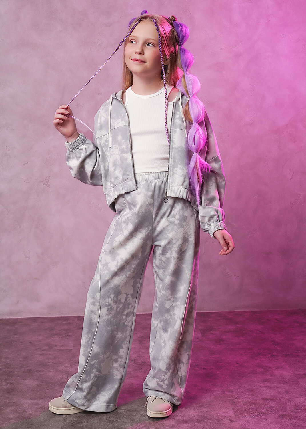 CLEVER Куртка 579198 867306/11ун св.серый/серый