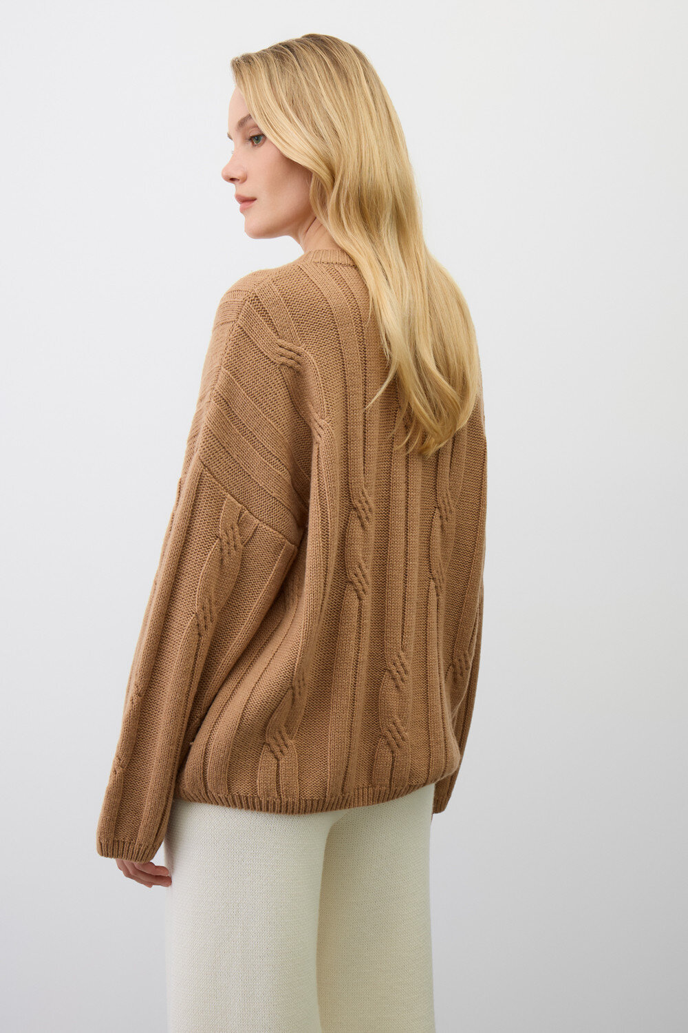 VERY NEAT Джемпер 579391 ЕВ 30251/ш бежевый