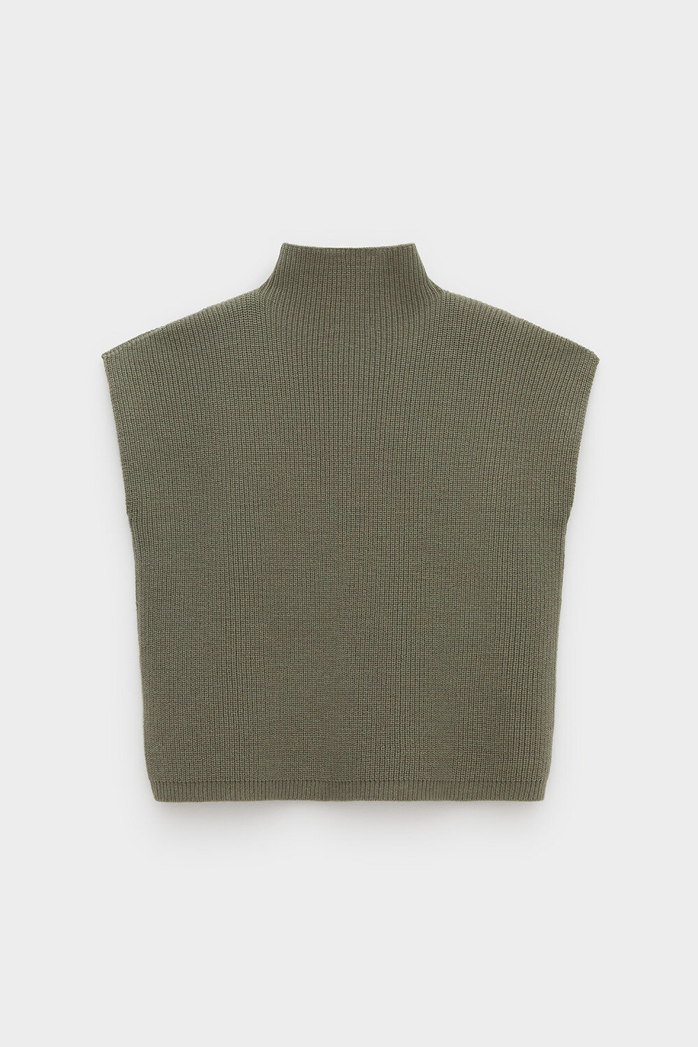 VERY NEAT Жилет 579395 ЕВ 30235/ш хаки