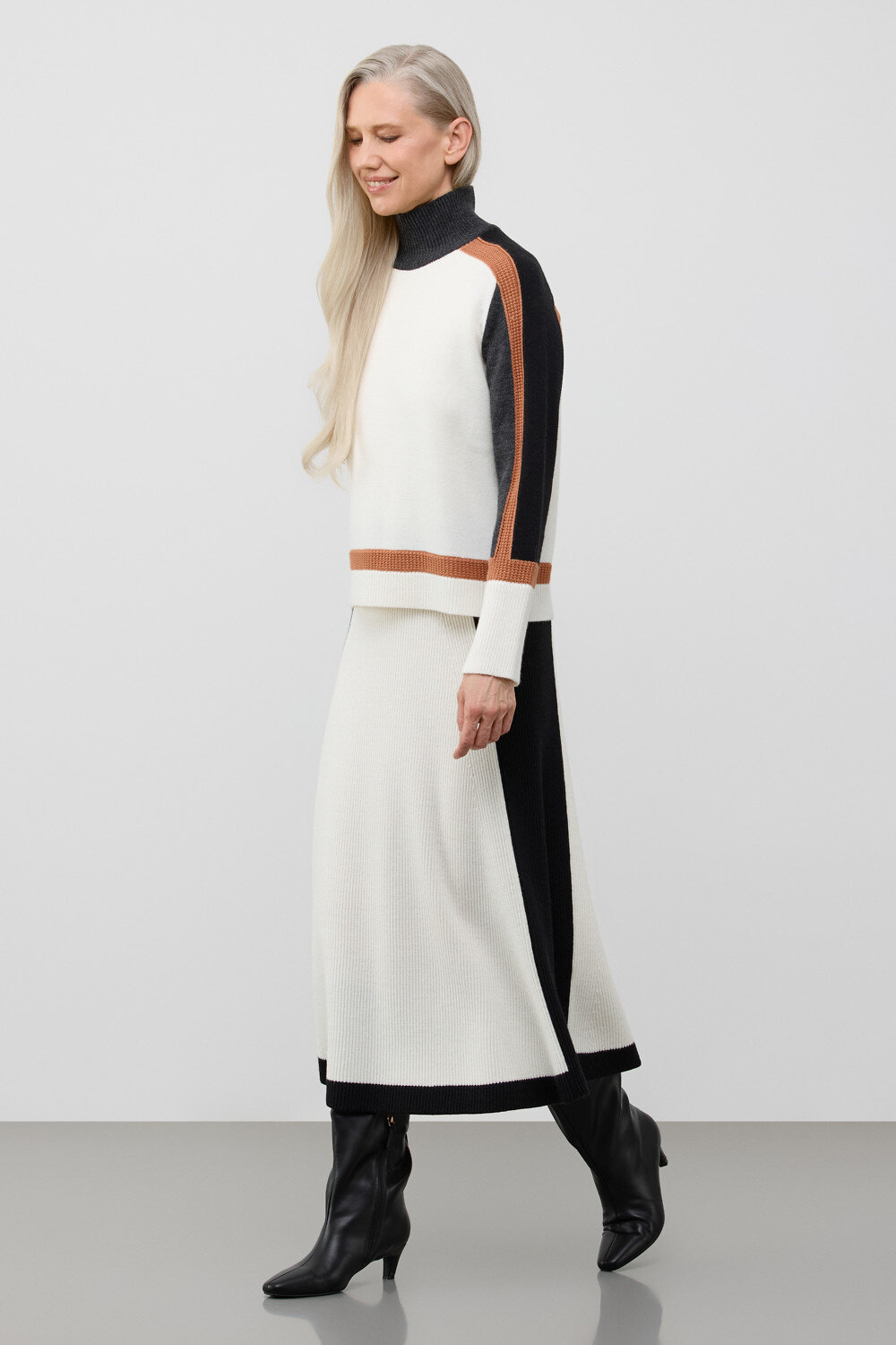 VERY NEAT Юбка 579399 ЕВ 742/ш сливки2