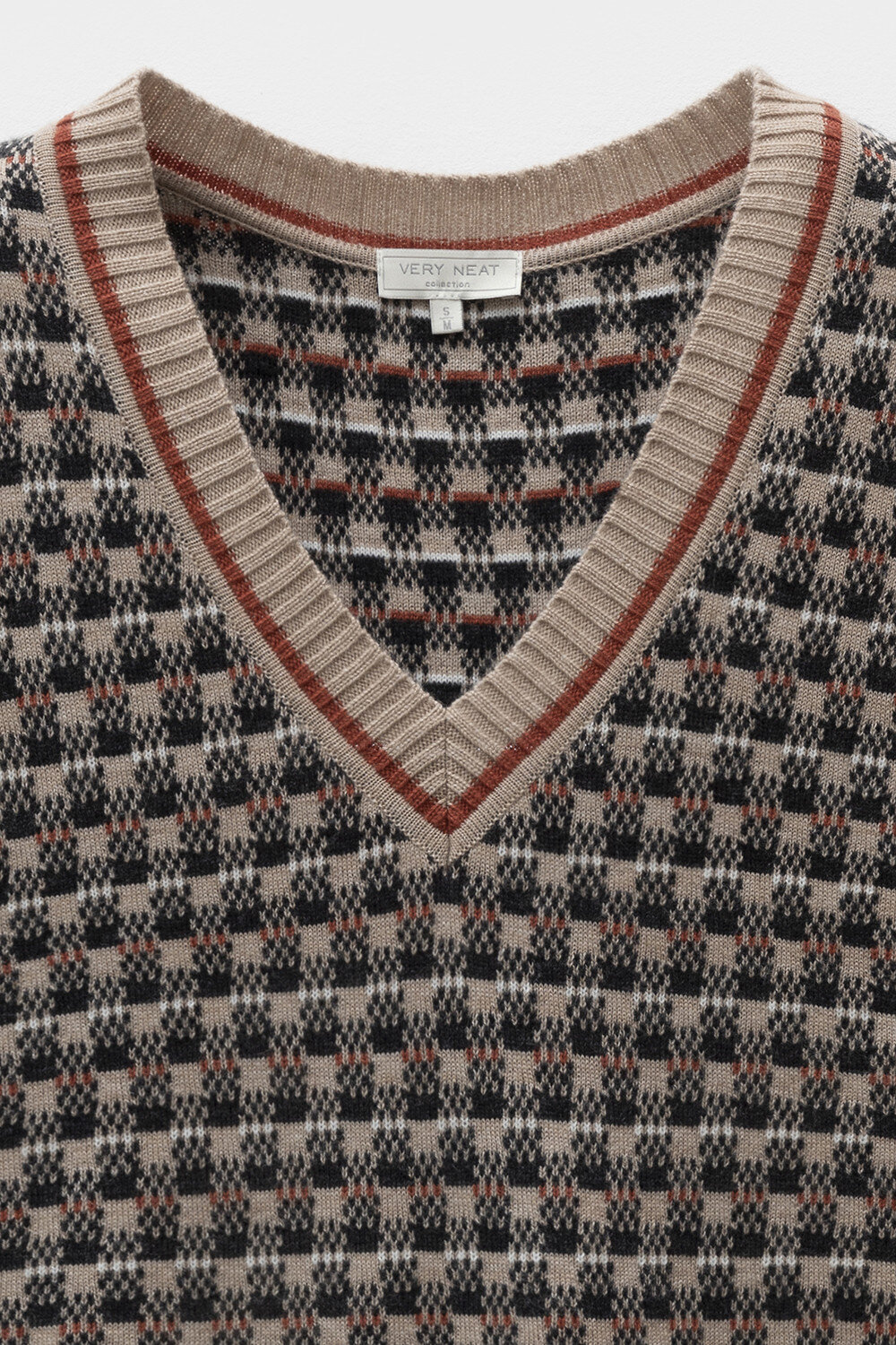 VERY NEAT Жилет 579457 ЕВ 30248/ш бежевый