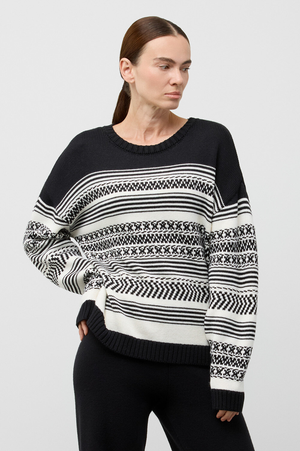 VERY NEAT Джемпер 579467 ЕВ 30242/ш черный3