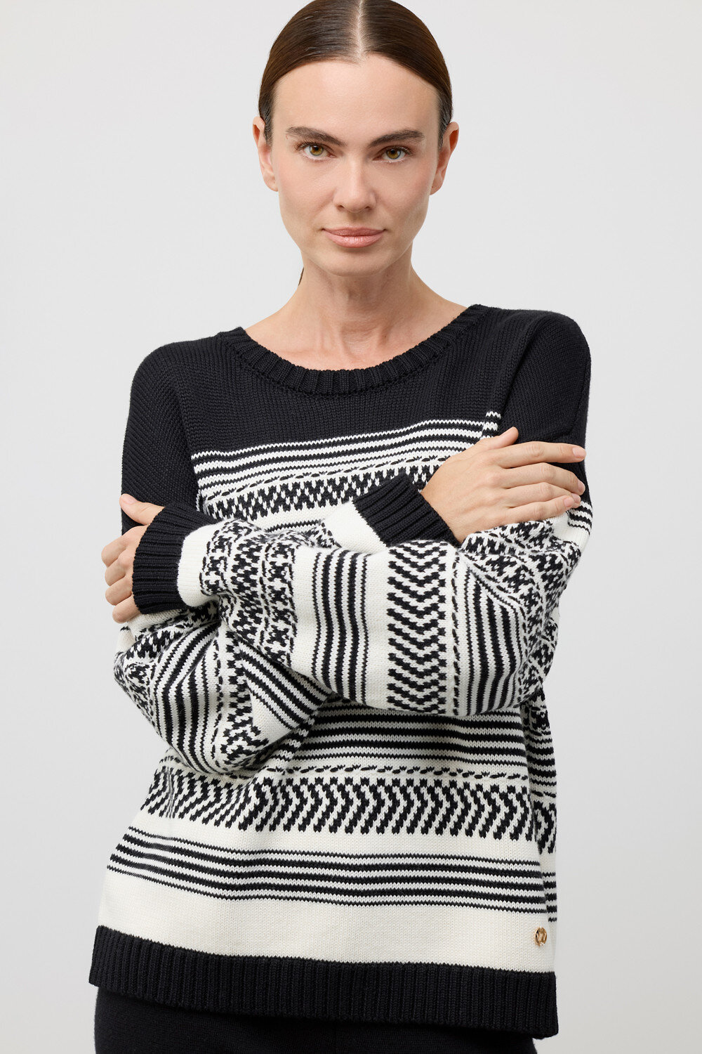 VERY NEAT Джемпер 579467 ЕВ 30242/ш черный3