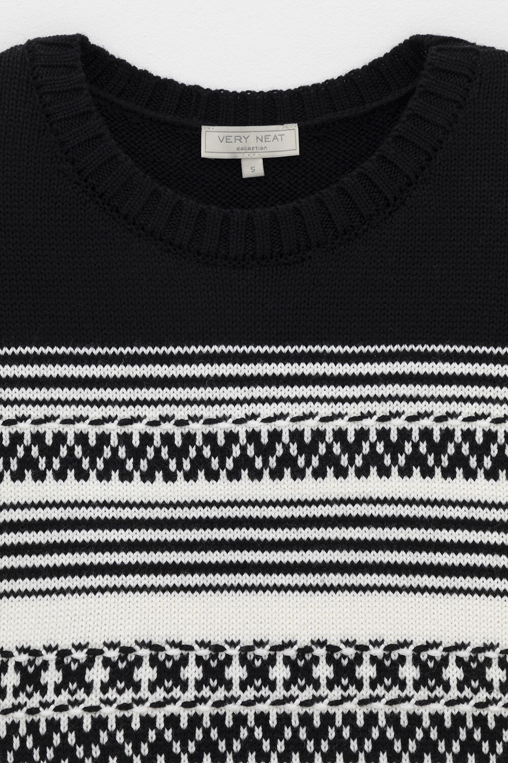 VERY NEAT Джемпер 579467 ЕВ 30242/ш черный3