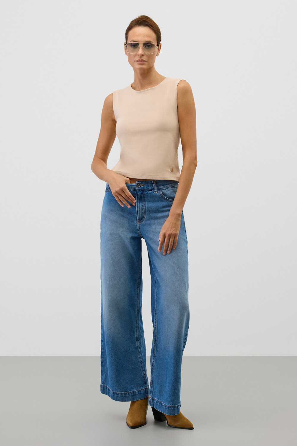 VERY NEAT Топ 579474 ЕВТ 3329 бежевый