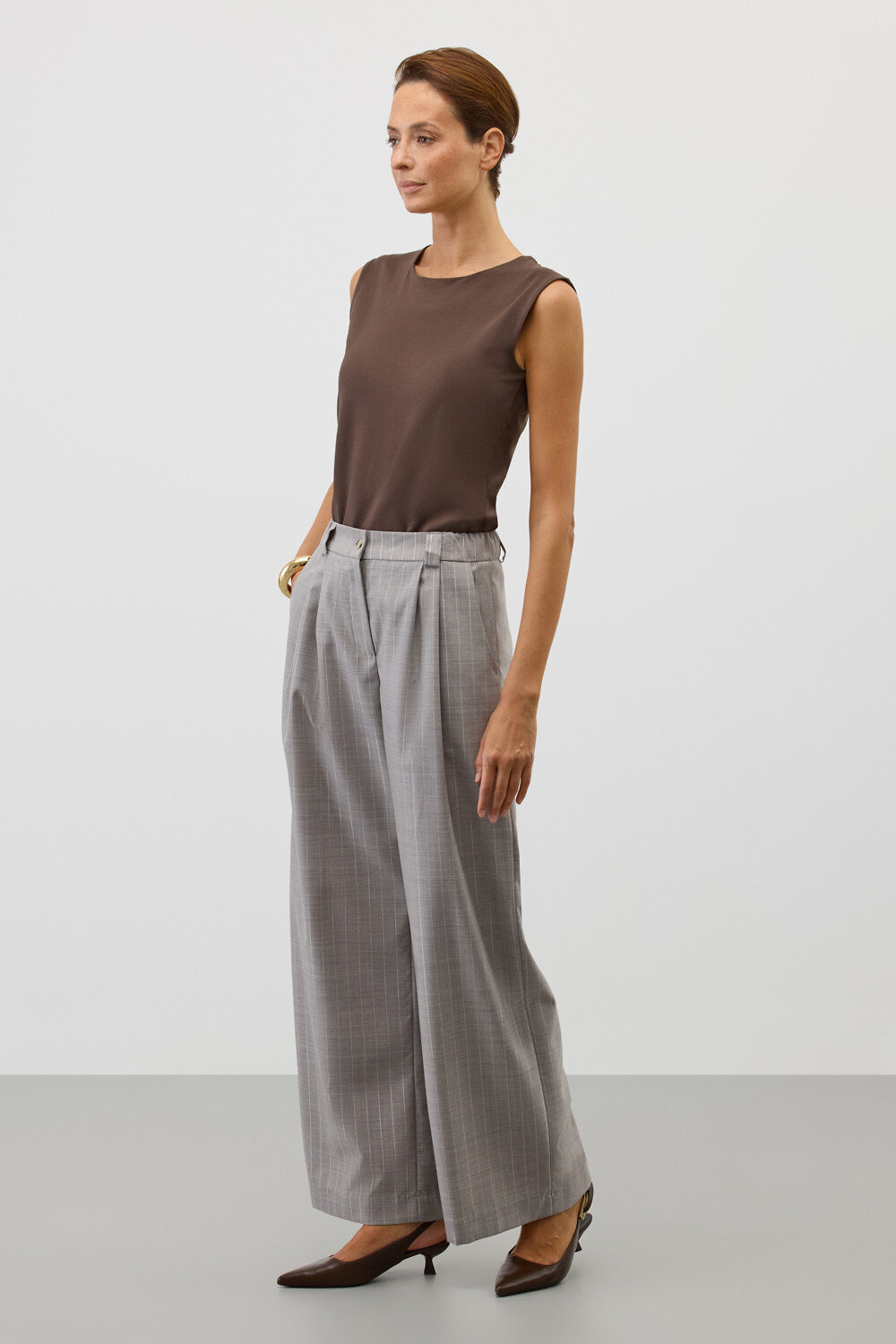 VERY NEAT Майка 579477 ЕВТ 3329 коричневый