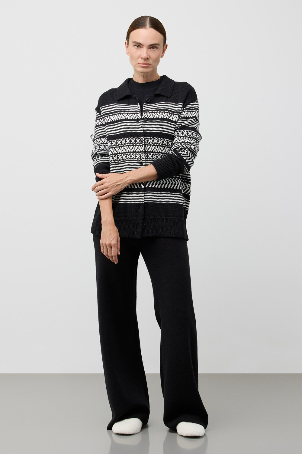 VERY NEAT Кардиган 579480 ЕВ 30279/ш черный