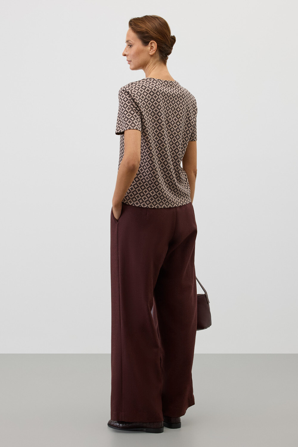 VERY NEAT Футболка 579491 ЕВТ 3216 бежевый