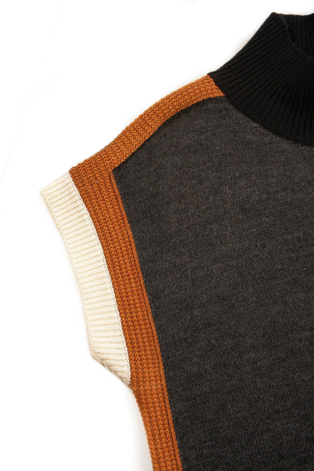 VERY NEAT Жилет 579539 ЕВ 30275/ш серый