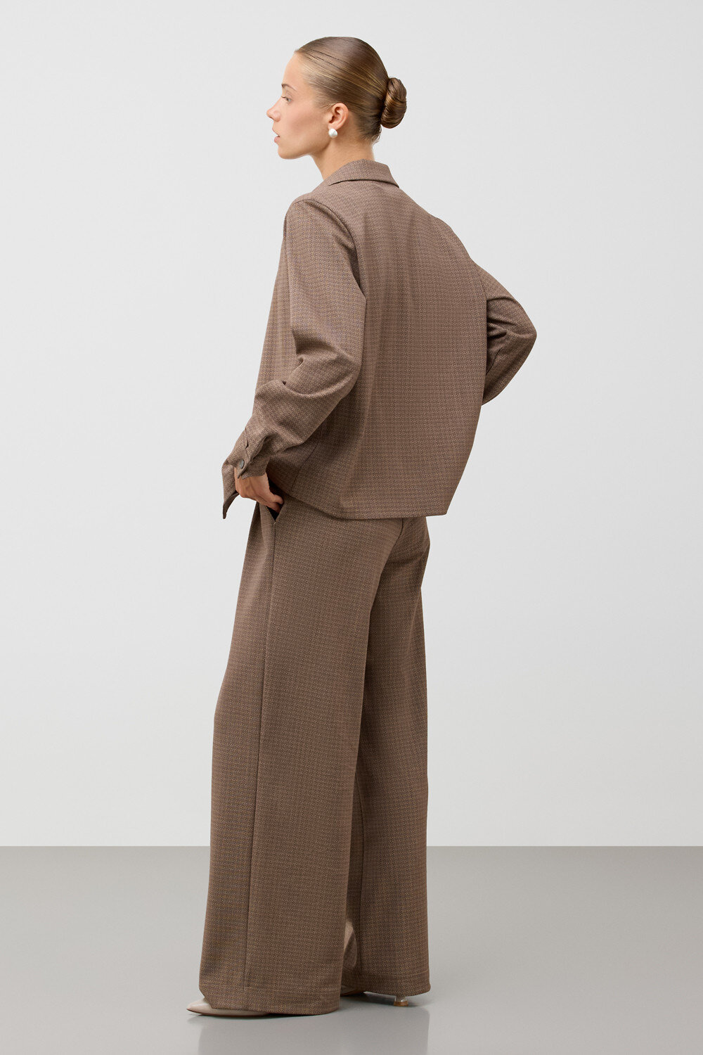 VERY NEAT Рубашка 579547 ЕВТ 3245 черный кофе