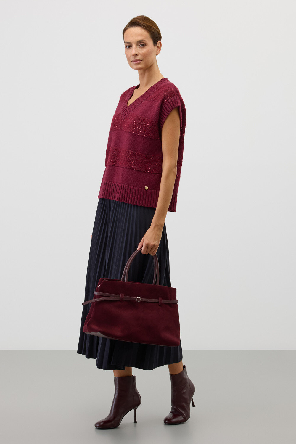 VERY NEAT Жилет 579569 ЕВ 30265/ш фиолетовый