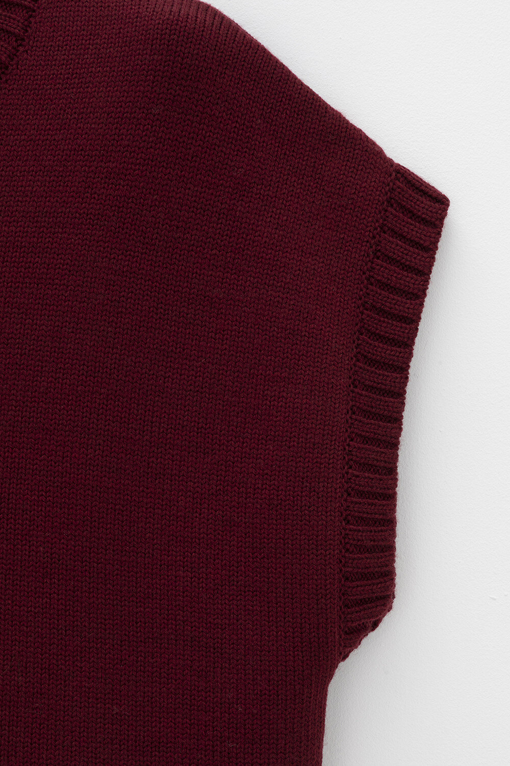 VERY NEAT Жилет 579571 ЕВ 30226/ш бордовый