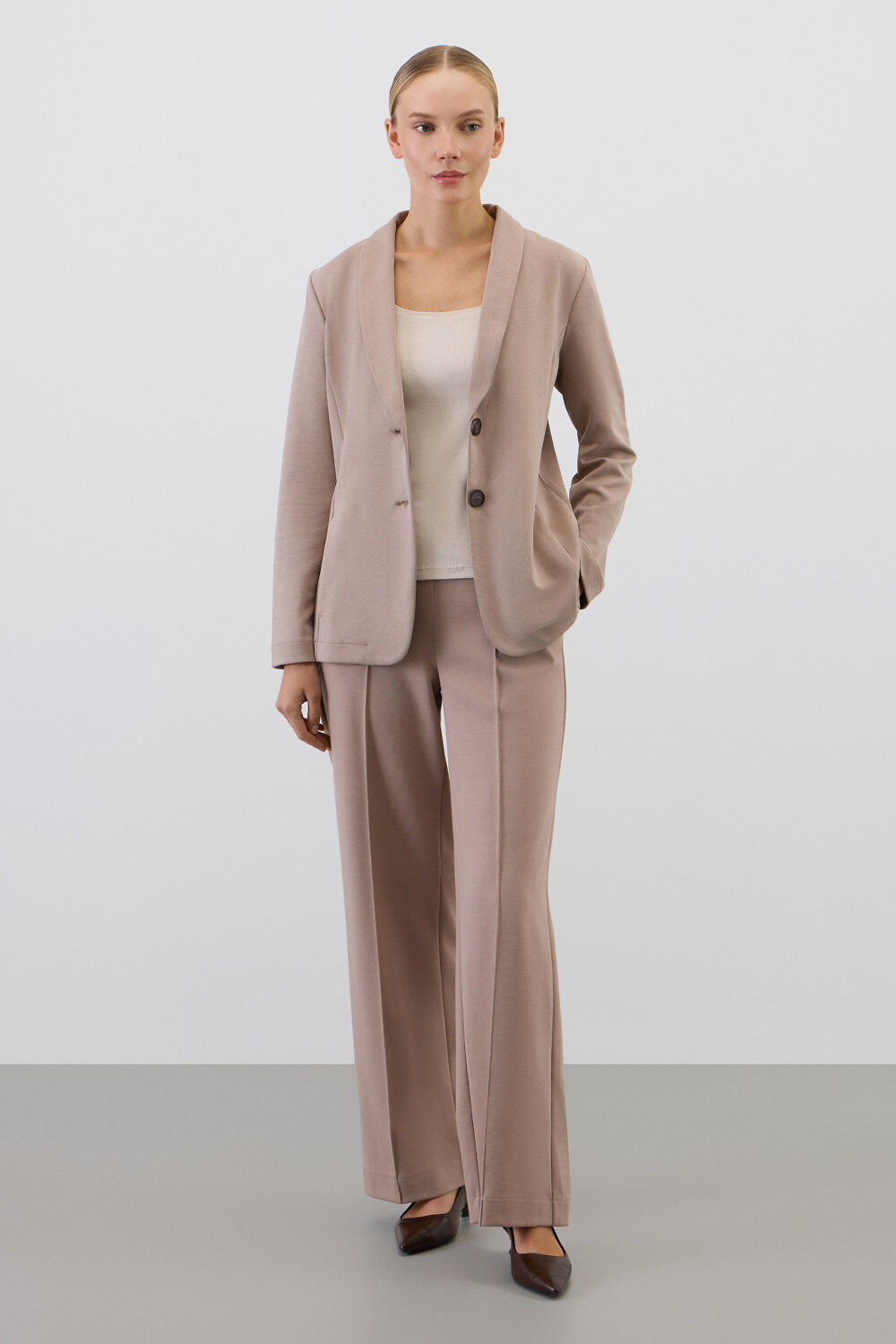 VERY NEAT Пиджак 579572 ЕВТ 3349 бежевый