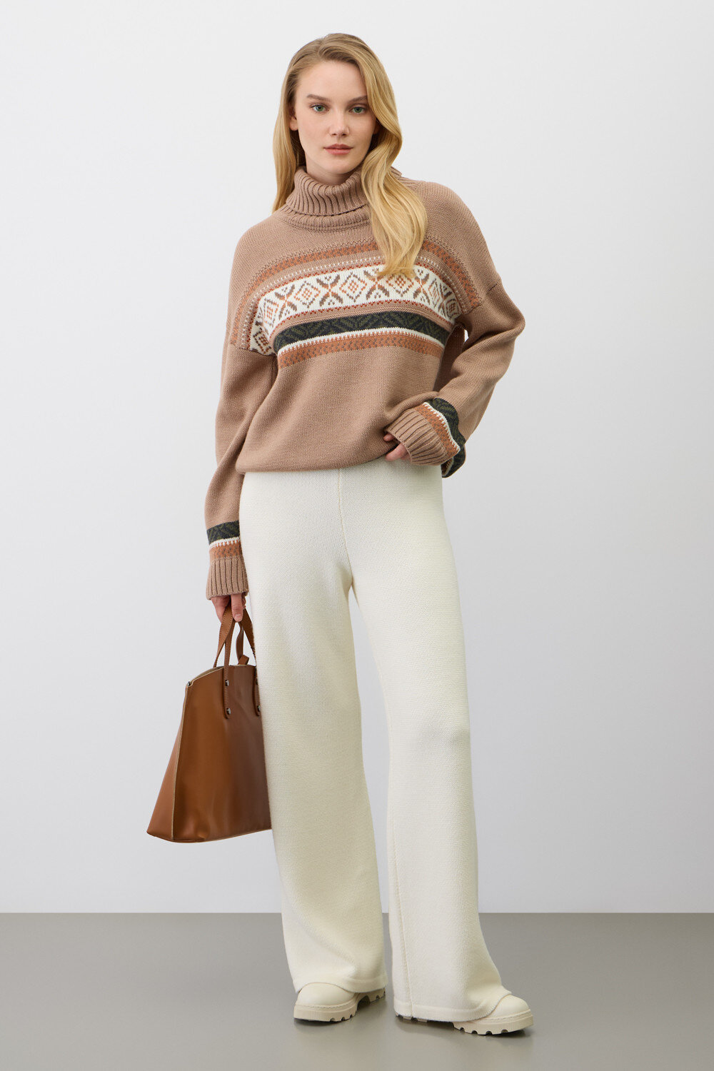 VERY NEAT Джемпер 579578 ЕВ 30286/ш бежевый