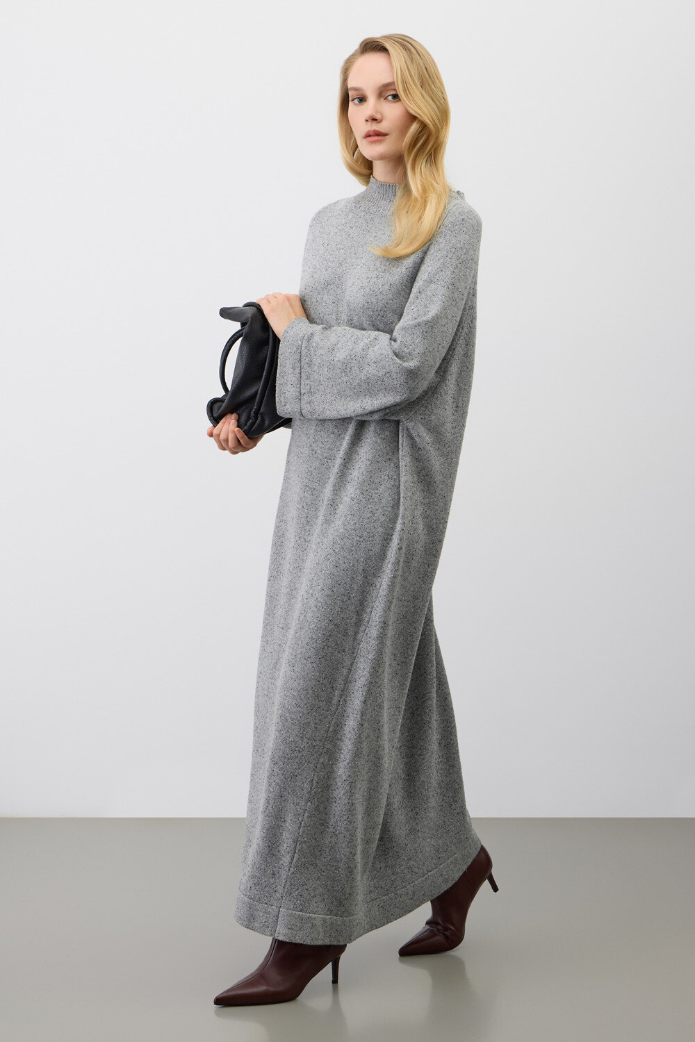 VERY NEAT Платье 579581 ЕВ 530/ш серый