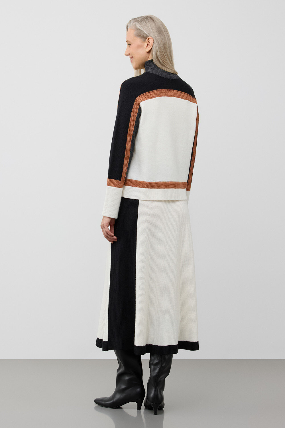 VERY NEAT Джемпер 579582 ЕВ 30227/ш бежевый