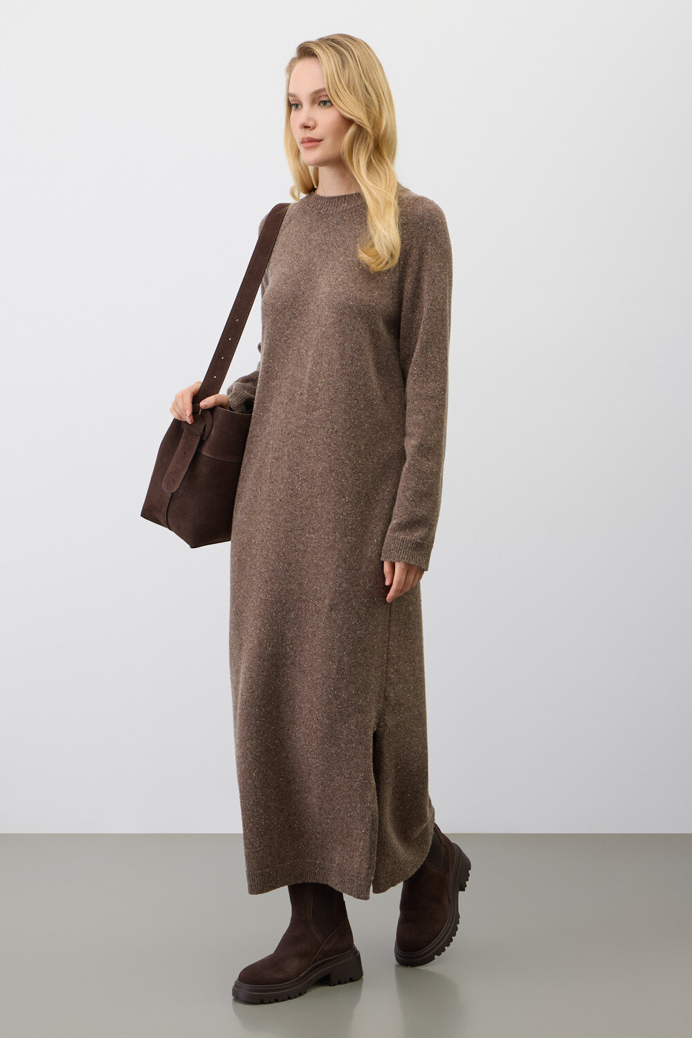 VERY NEAT Платье 579588 ЕВ 529/ш коричневый