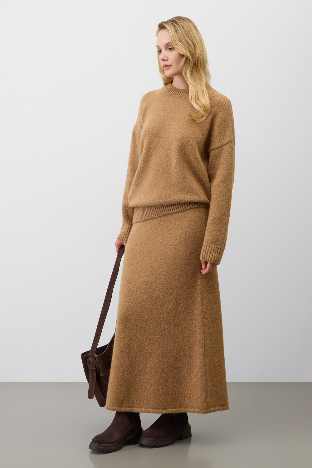 VERY NEAT Юбка 579595 ЕВ 741/ш коричневый