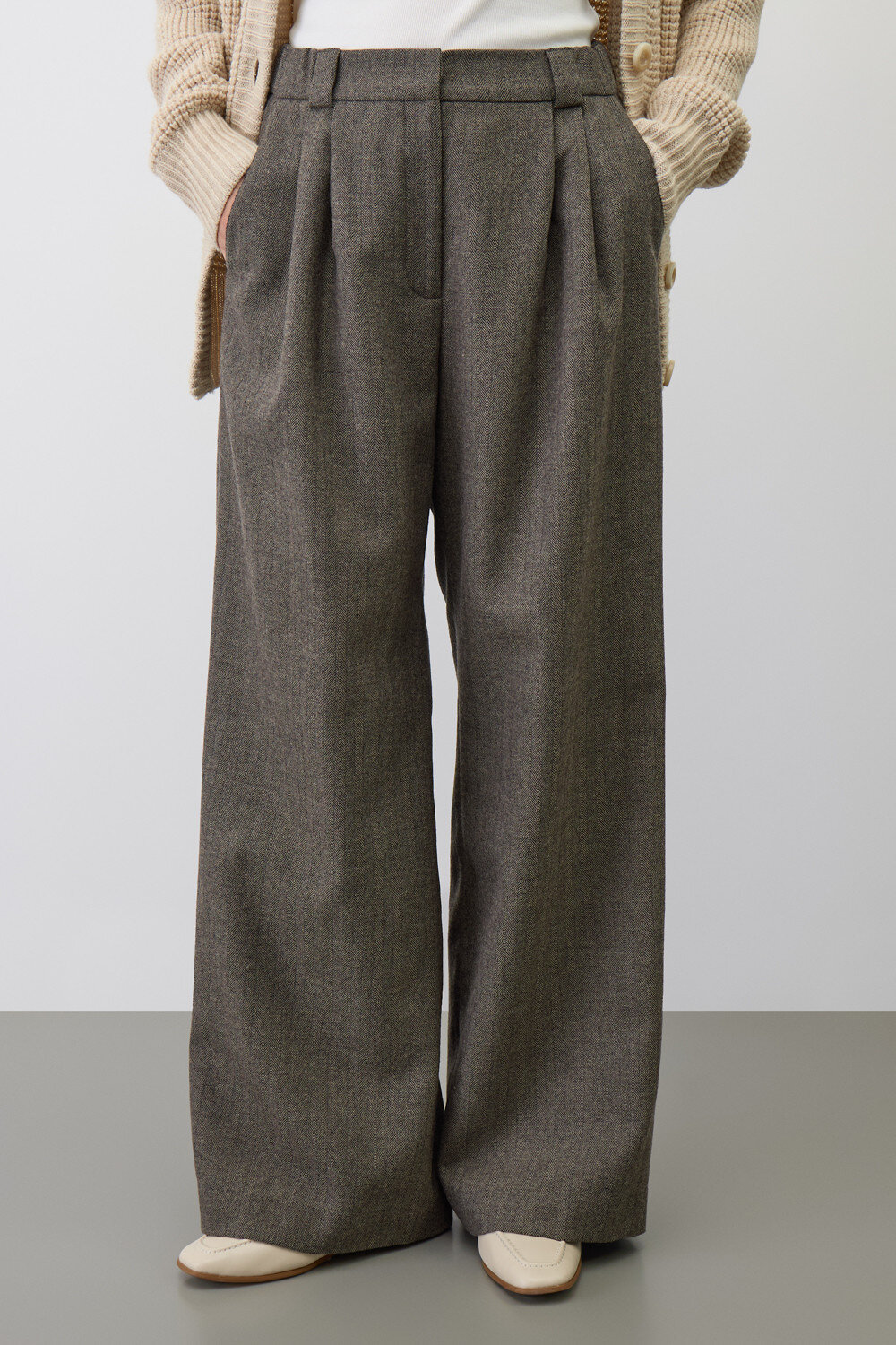 VERY NEAT Брюки 579609 ЕТ 40021 серый